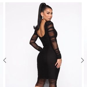 Fashion Nova Ruched Midi Dress